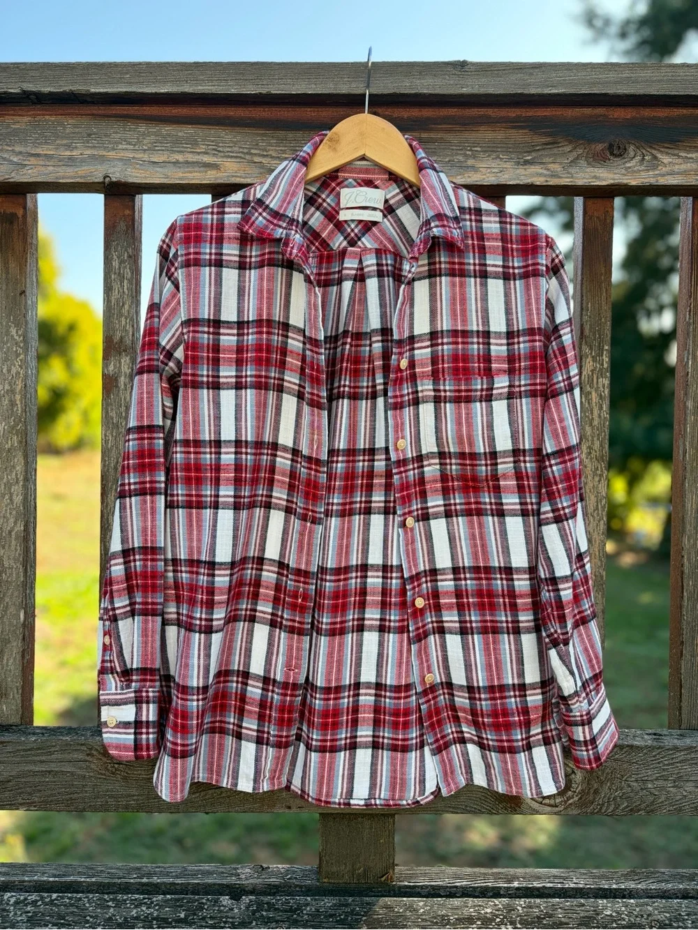 J. Crew Red & White Plaid Long-Sleeve Button-Down Flannel Shirt Women’s Size 2